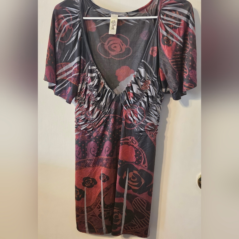 Floral V-Neck Blouse - Red and Black